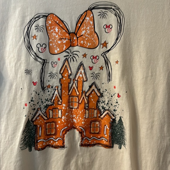 Minnie Mouse/castle Disney shirt size small - Picture 2 of 5
